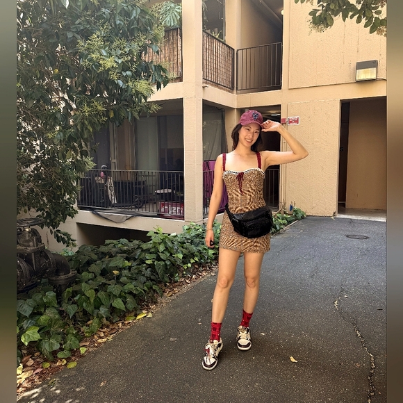 Meet your Posher, Zoie - Picture 1 of 1